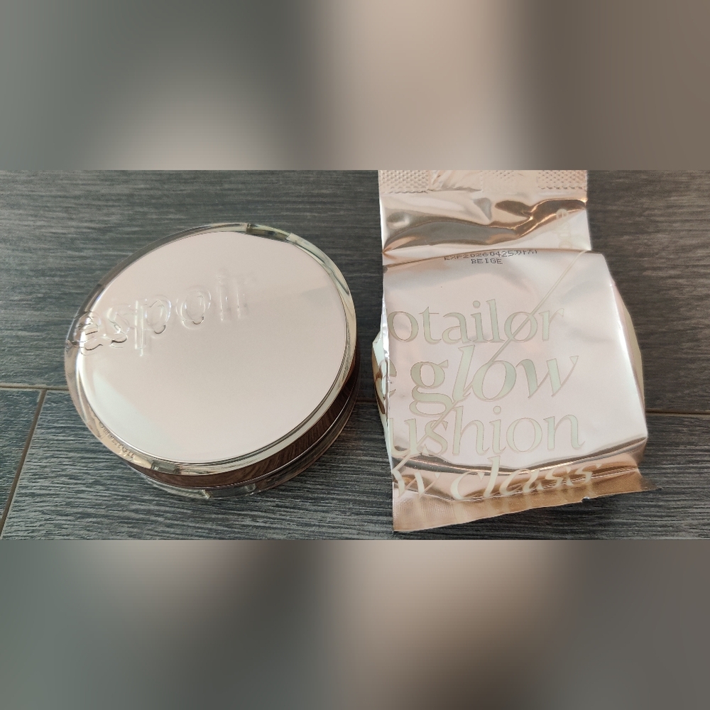 Sealed Korean Cushion Foundation: Espoir Pro Tailor Be Glow: 23 Beige